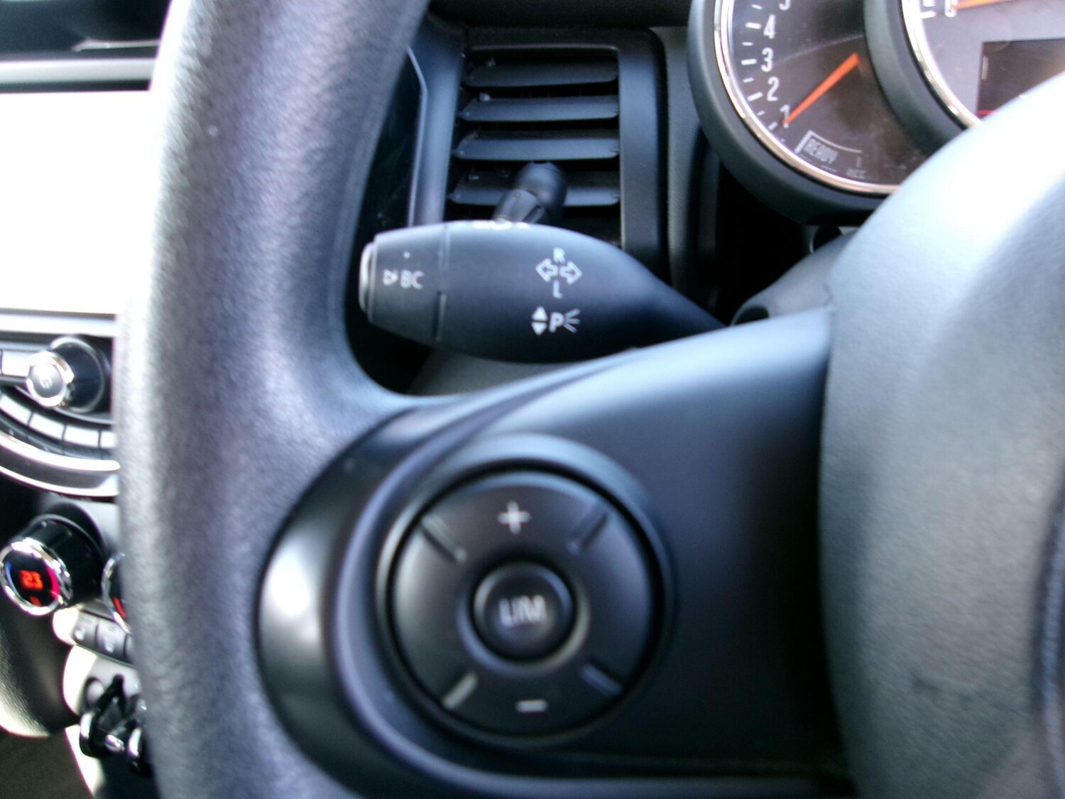 Used MINI Hatch 2018 for sale - 75310939: Photo 20