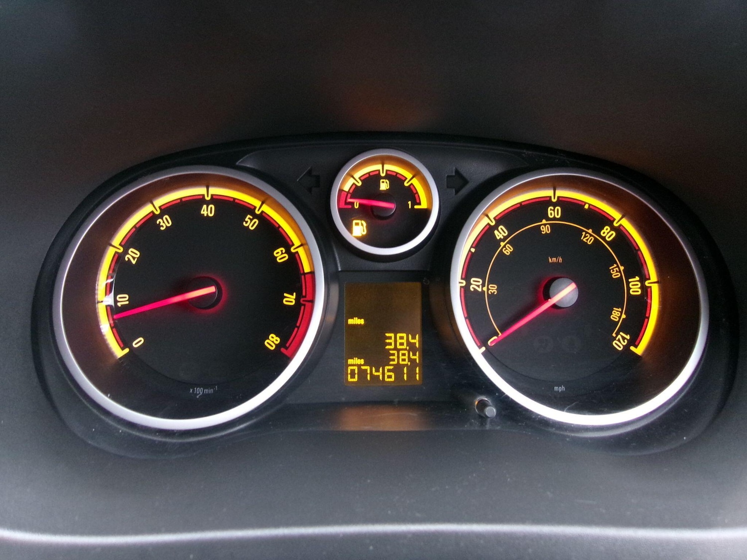 Used Vauxhall Corsa 2011 for sale - 76562438: Photo 30