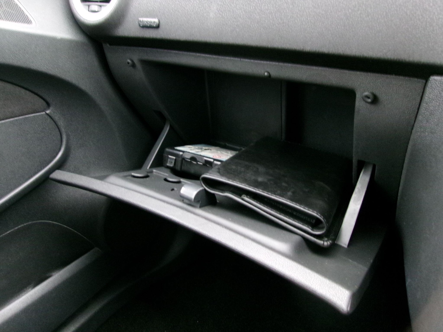 Used Vauxhall Corsa 2011 for sale - 76562438: Photo 36