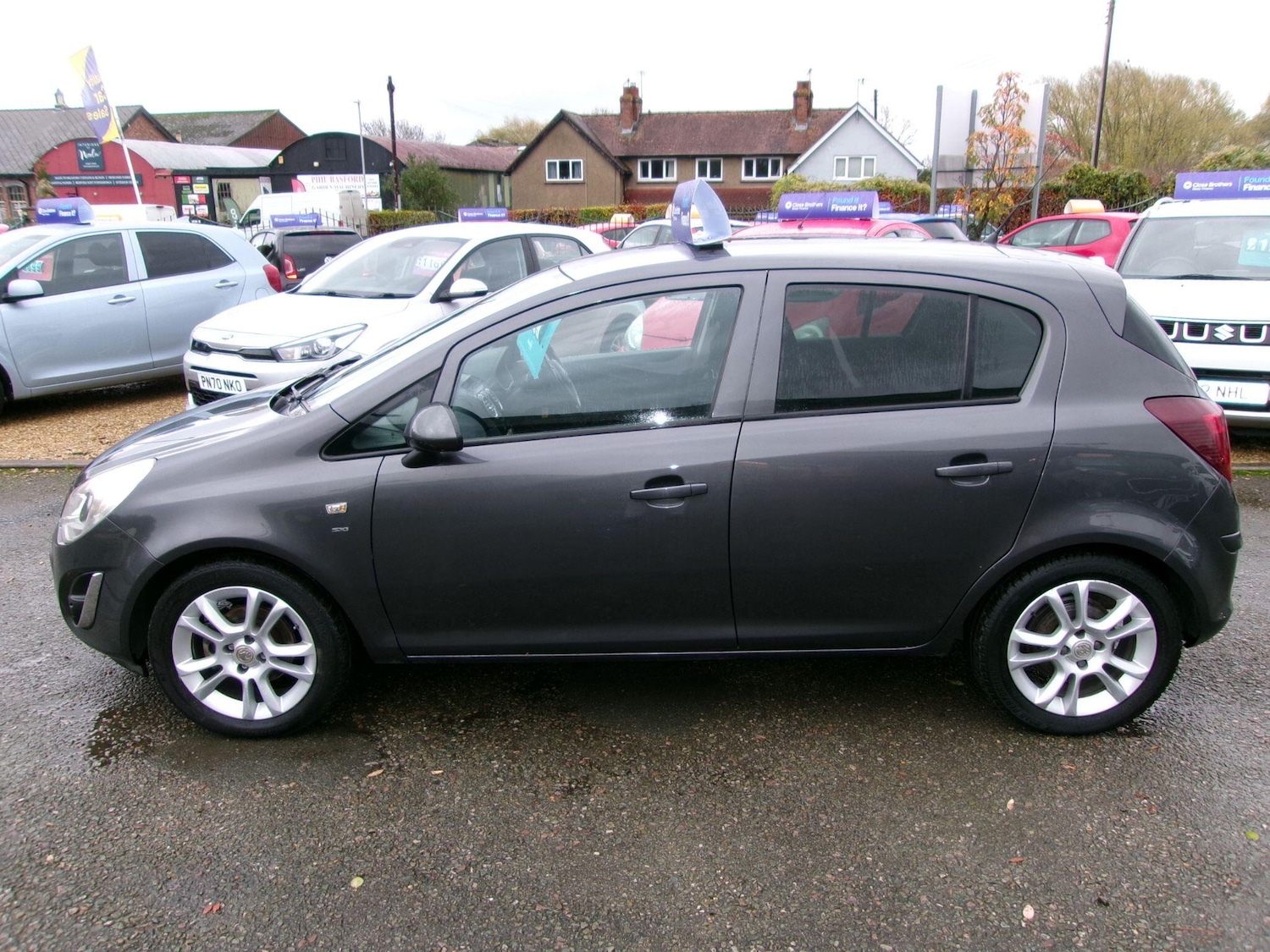 Used Vauxhall Corsa 2011 for sale - 76562438: Photo 6