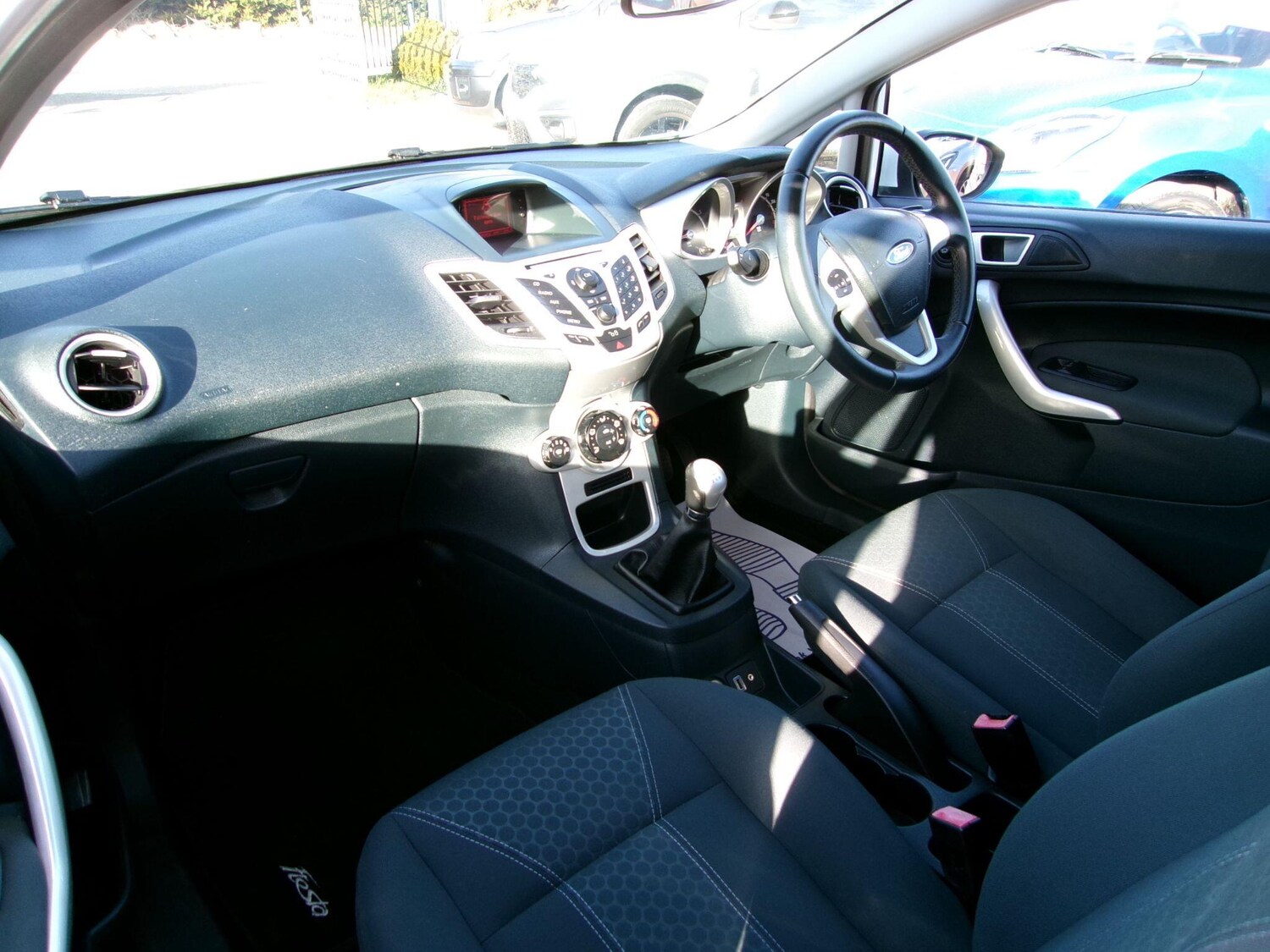 Used Ford Fiesta 2011 for sale - 77839345: Photo 12