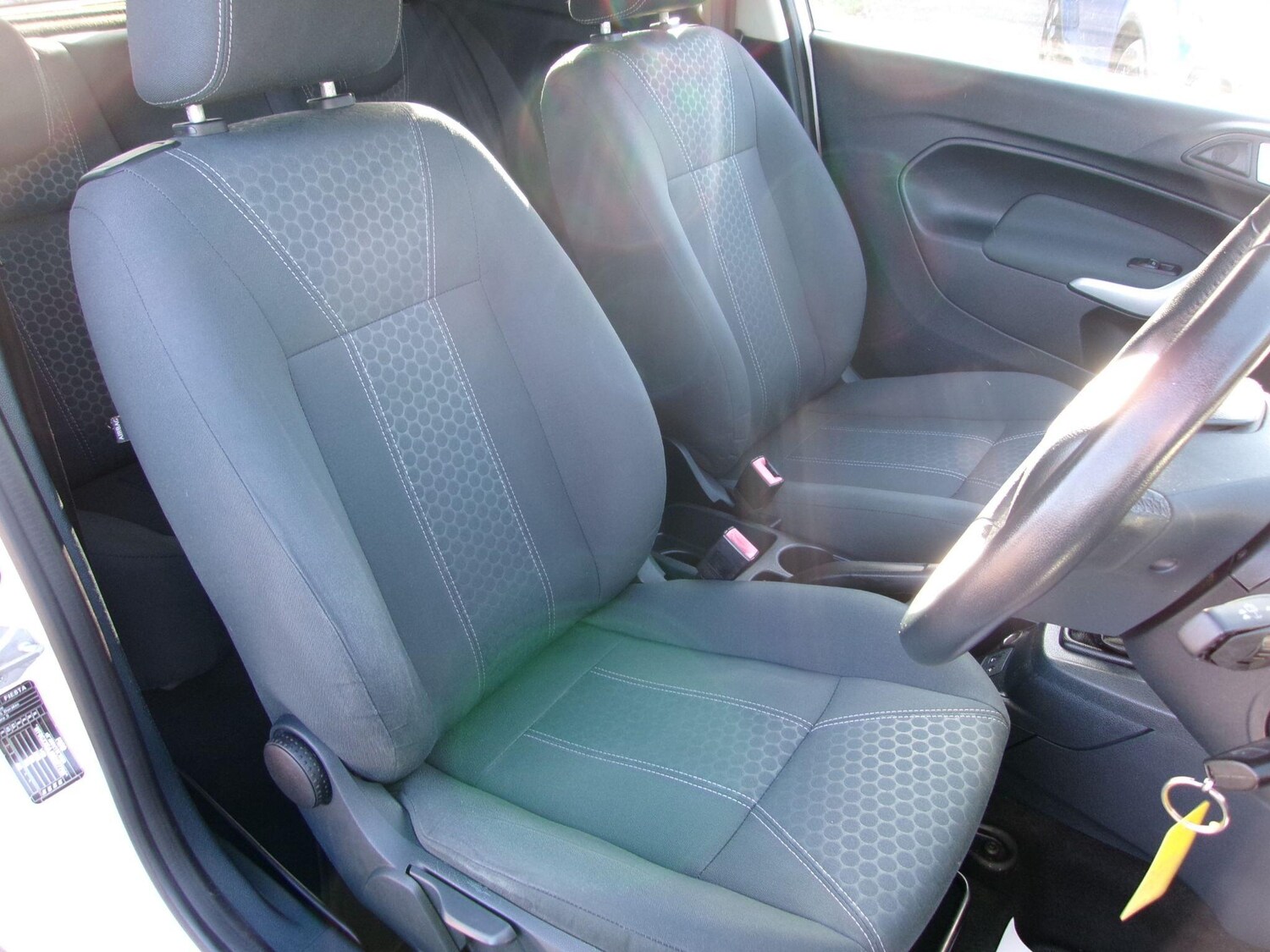 Used Ford Fiesta 2011 for sale - 77839345: Photo 14