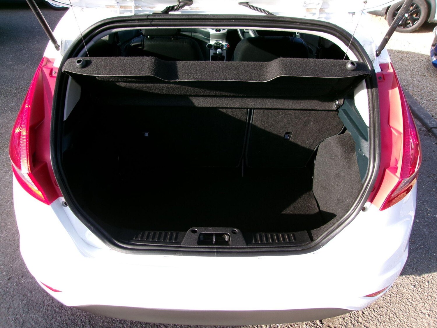 Used Ford Fiesta 2011 for sale - 77839345: Photo 28