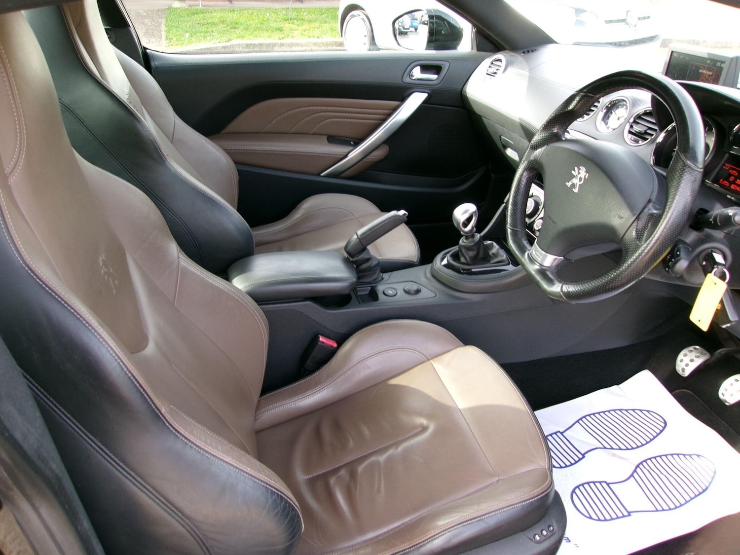 Used Peugeot RCZ 2015 for sale - 77882070: Photo 12