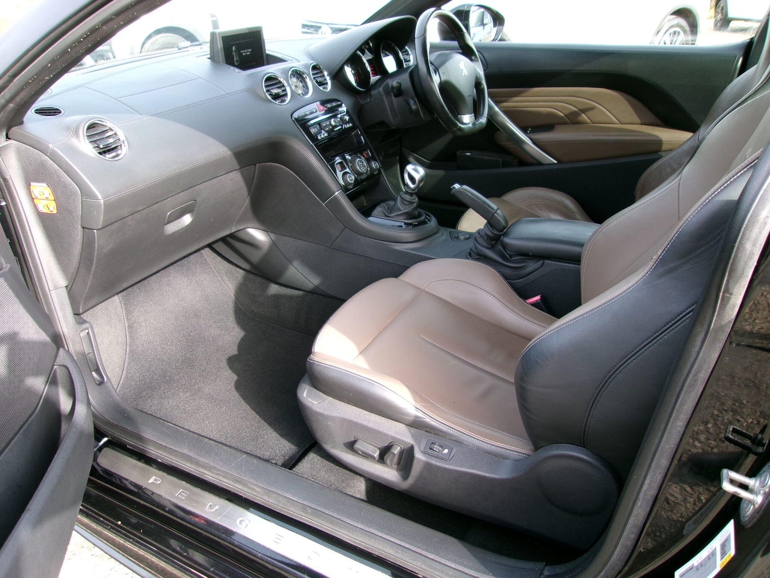 Used Peugeot RCZ 2015 for sale - 77882070: Photo 31