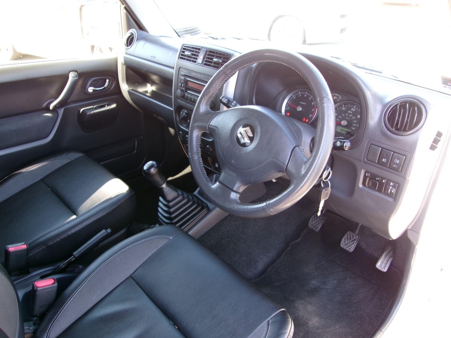 Used Suzuki Jimny 2013 for sale - 78157232: Photo 43