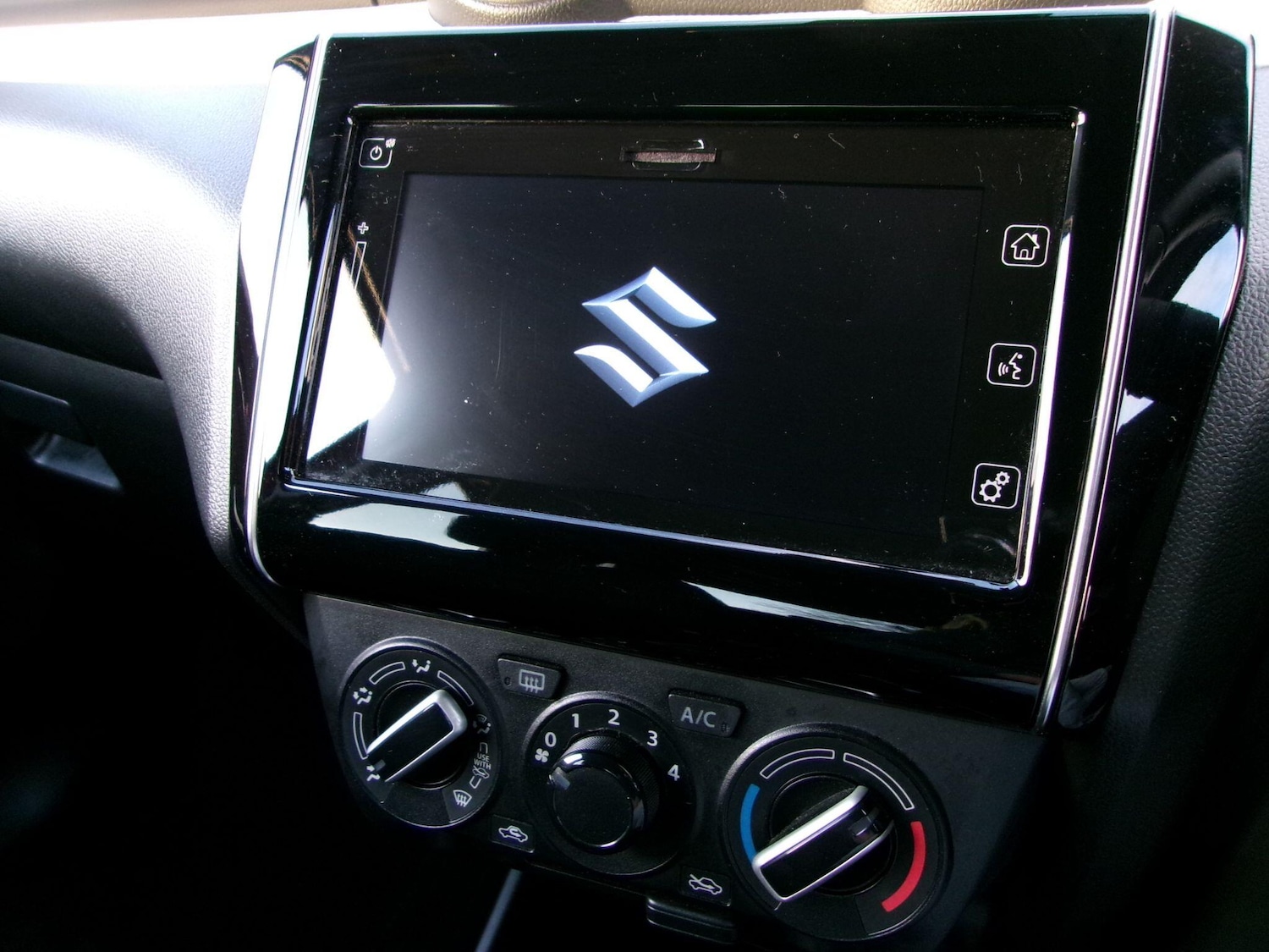 Used Suzuki Swift 2022 for sale - 77305357: Photo 26