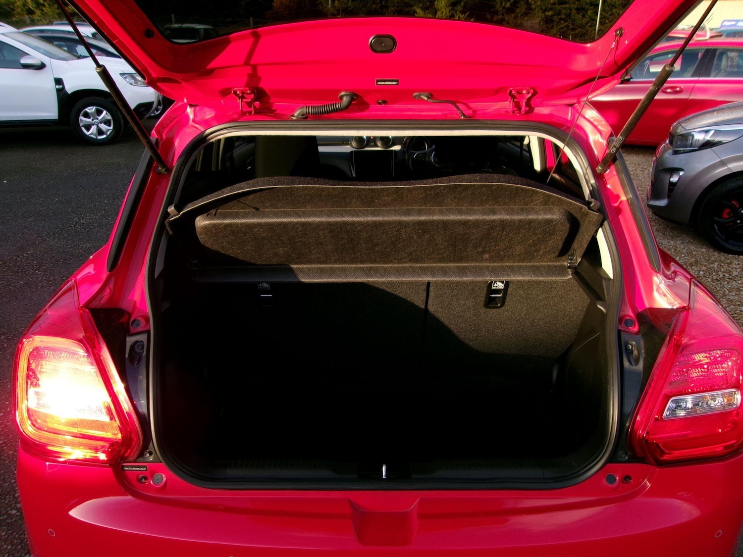 Used Suzuki Swift 2022 for sale - 77305357: Photo 32