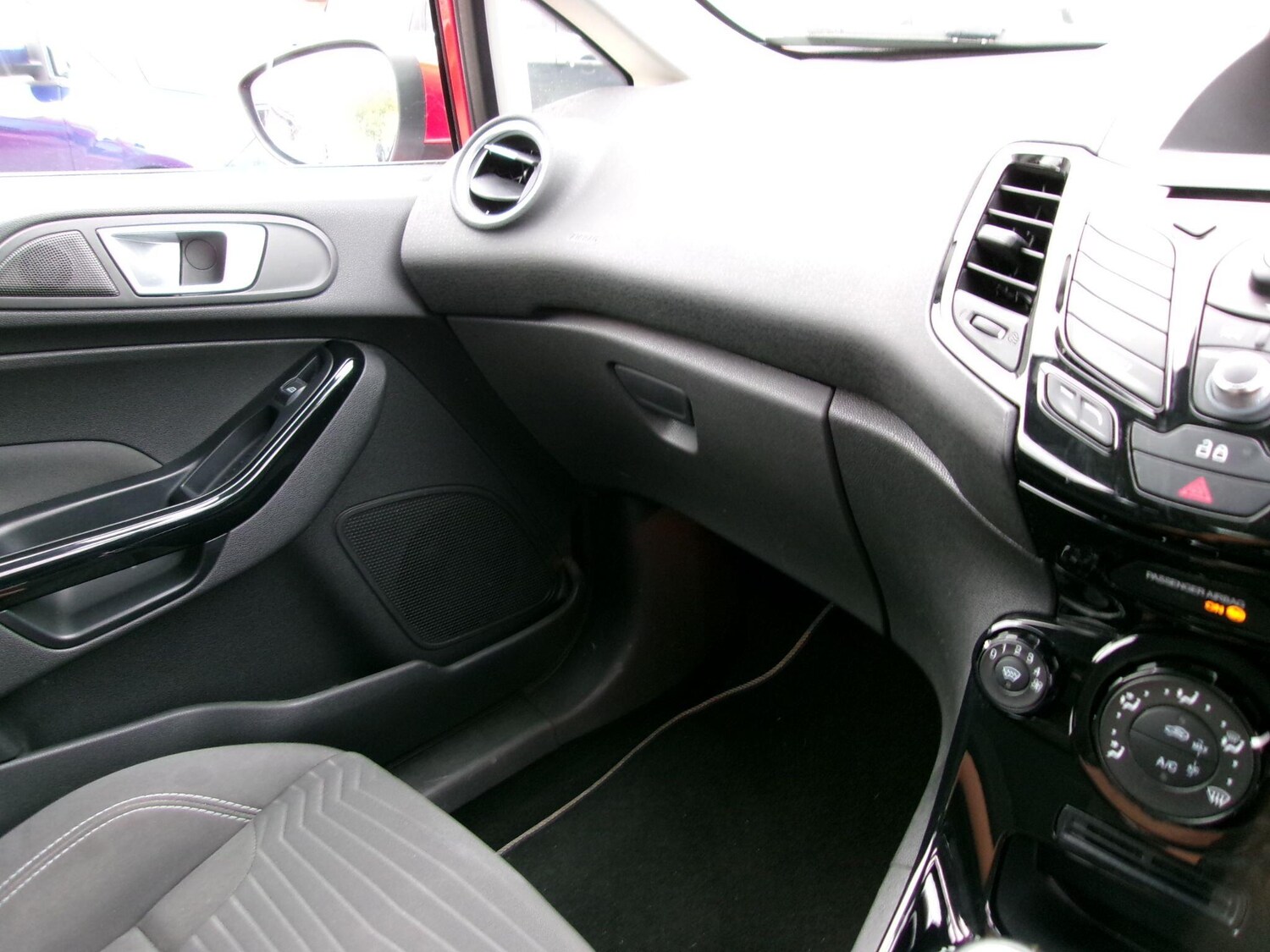 Used Ford Fiesta 2013 for sale - 76349677: Photo 11