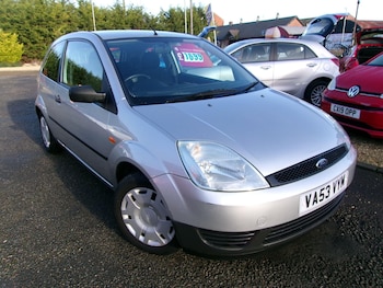 Used Ford Fiesta 2004 for sale - 77016061: Photo
