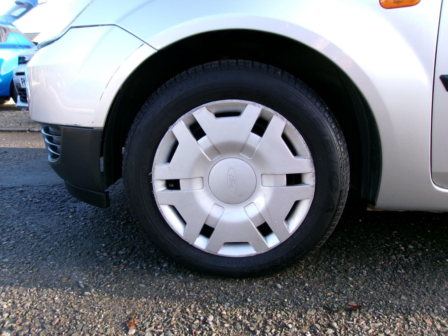 Used Ford Fiesta 2004 for sale - 77016061: Photo 21