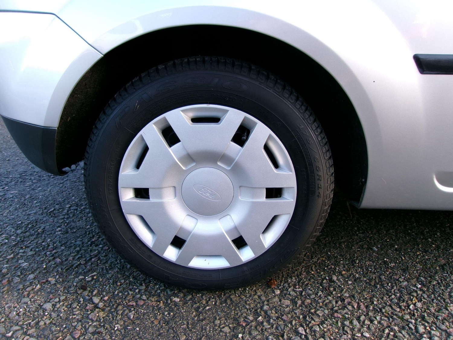 Used Ford Fiesta 2004 for sale - 77016061: Photo 23