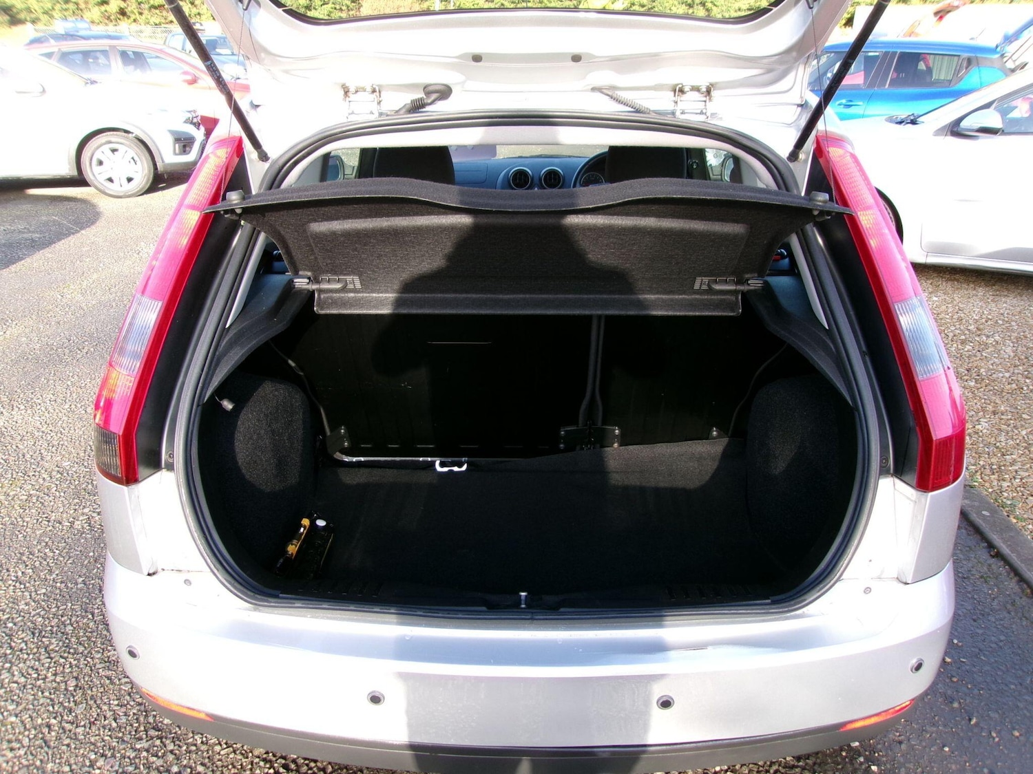 Used Ford Fiesta 2004 for sale - 77016061: Photo 27