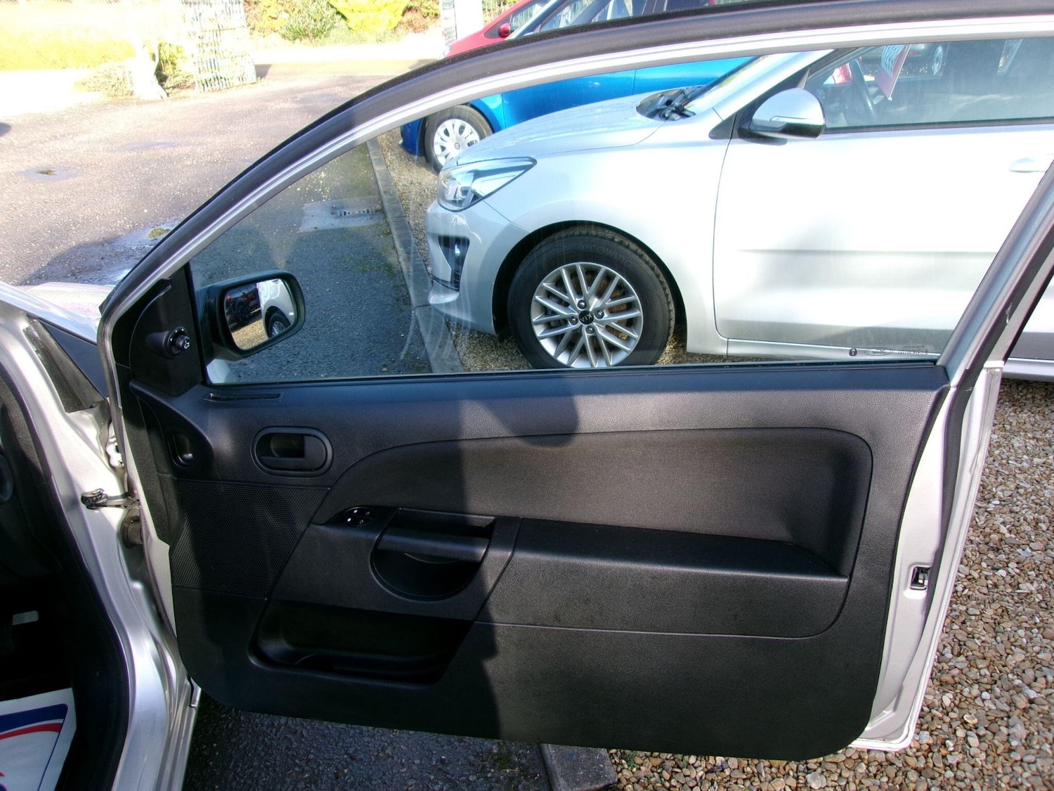 Used Ford Fiesta 2004 for sale - 77016061: Photo 31