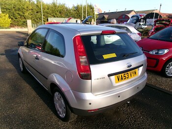 Used Ford Fiesta 2004 for sale - 77016061: Photo