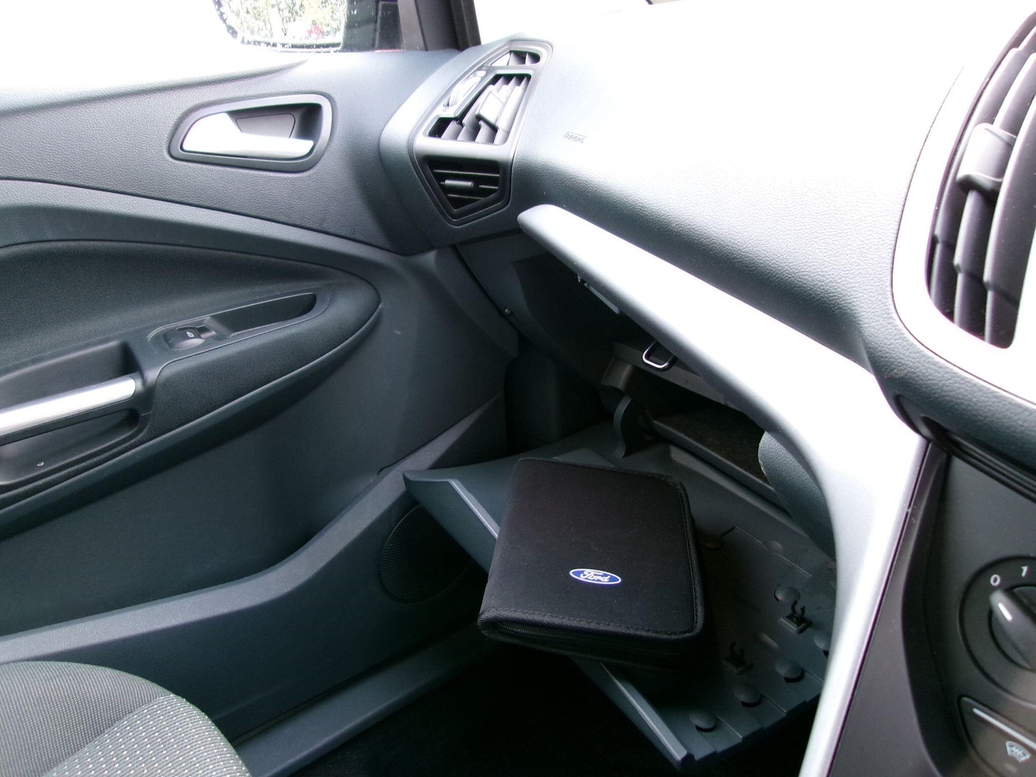 Used Ford C-Max 2013 for sale - 76326916: Photo 12