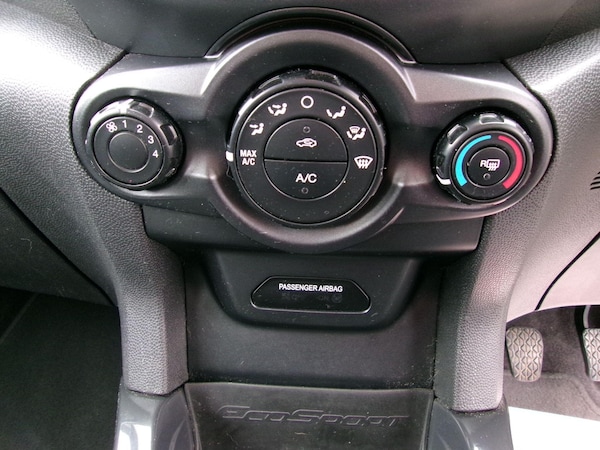 Used Ford Ecosport 2015 for sale - 76269753: Photo 15