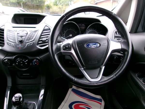 Used Ford Ecosport 2015 for sale - 76269753: Photo 16