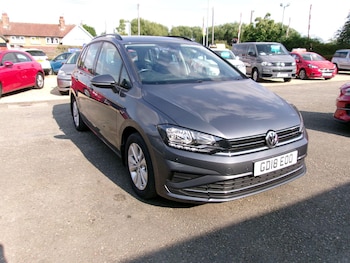Used Volkswagen Golf SV 2018 for sale - 79291779: Photo