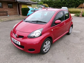 Used Toyota AYGO 2011 for sale - 75623902: Photo