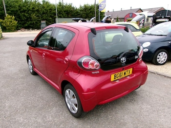 Used Toyota AYGO 2011 for sale - 75623902: Photo