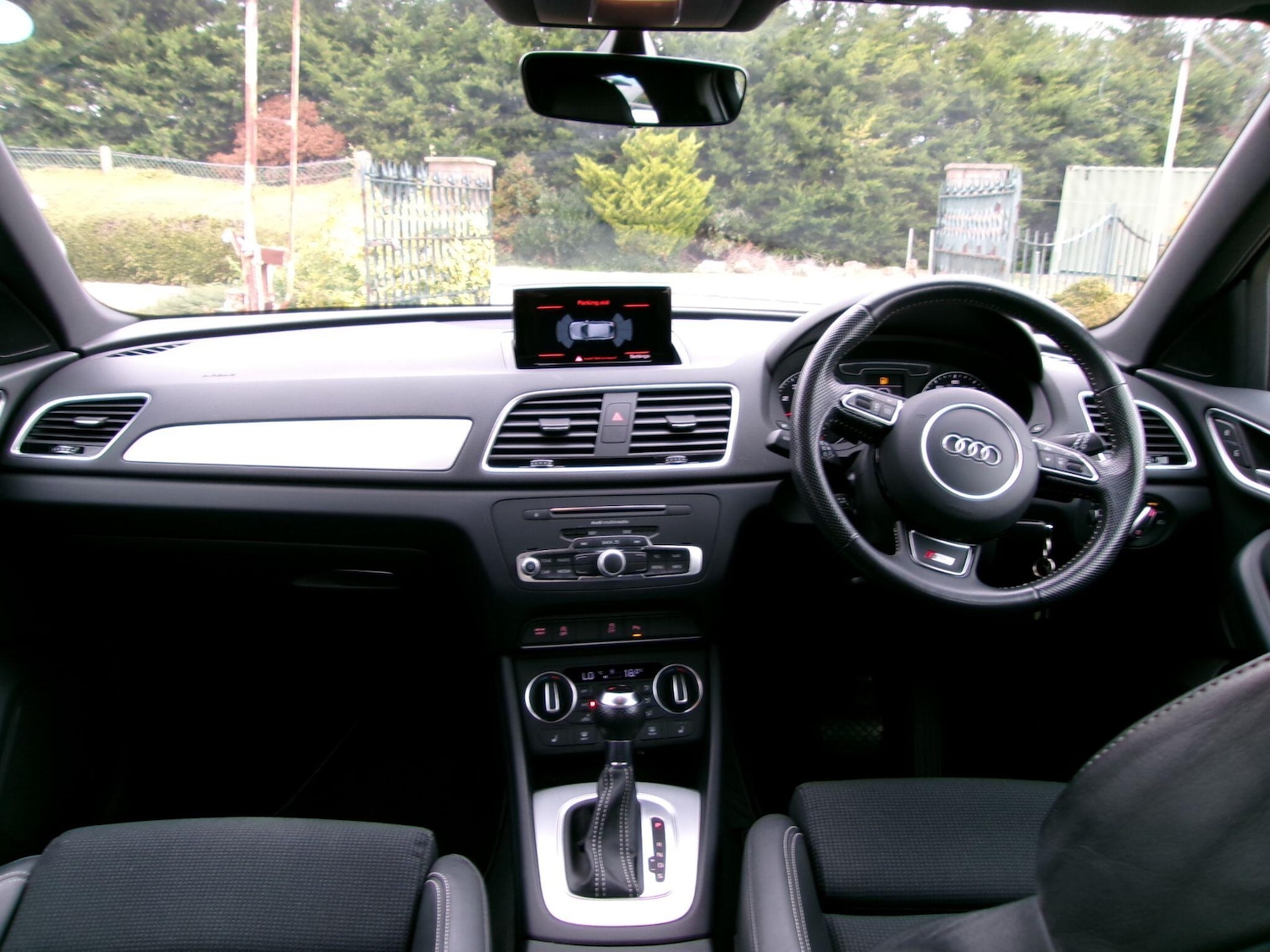 Used Audi Q3 2018 for sale - 76314645: Photo 11