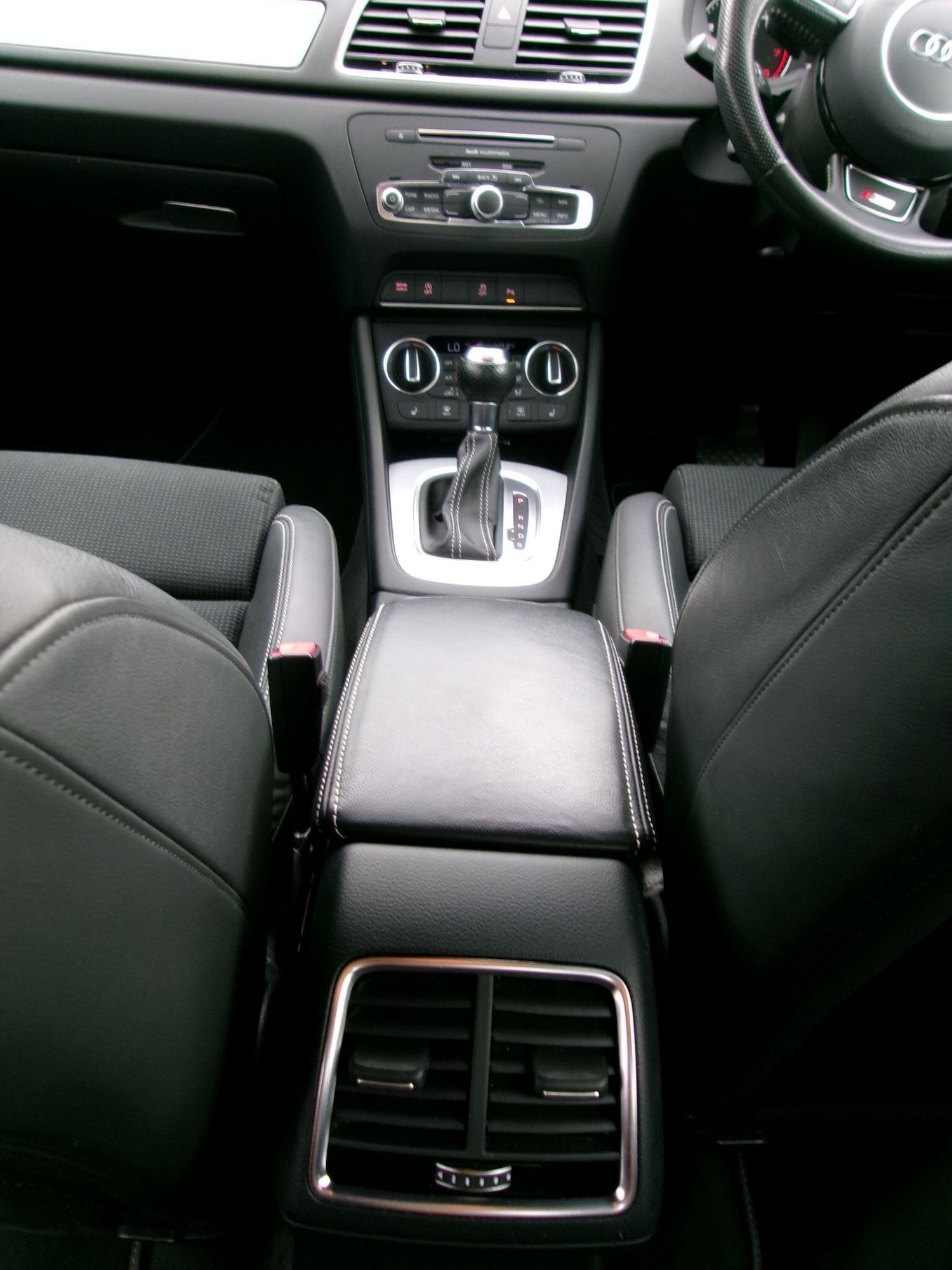 Used Audi Q3 2018 for sale - 76314645: Photo 12