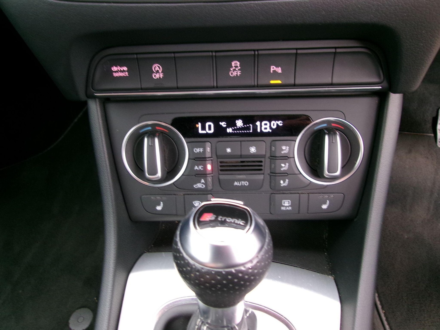 Used Audi Q3 2018 for sale - 76314645: Photo 19