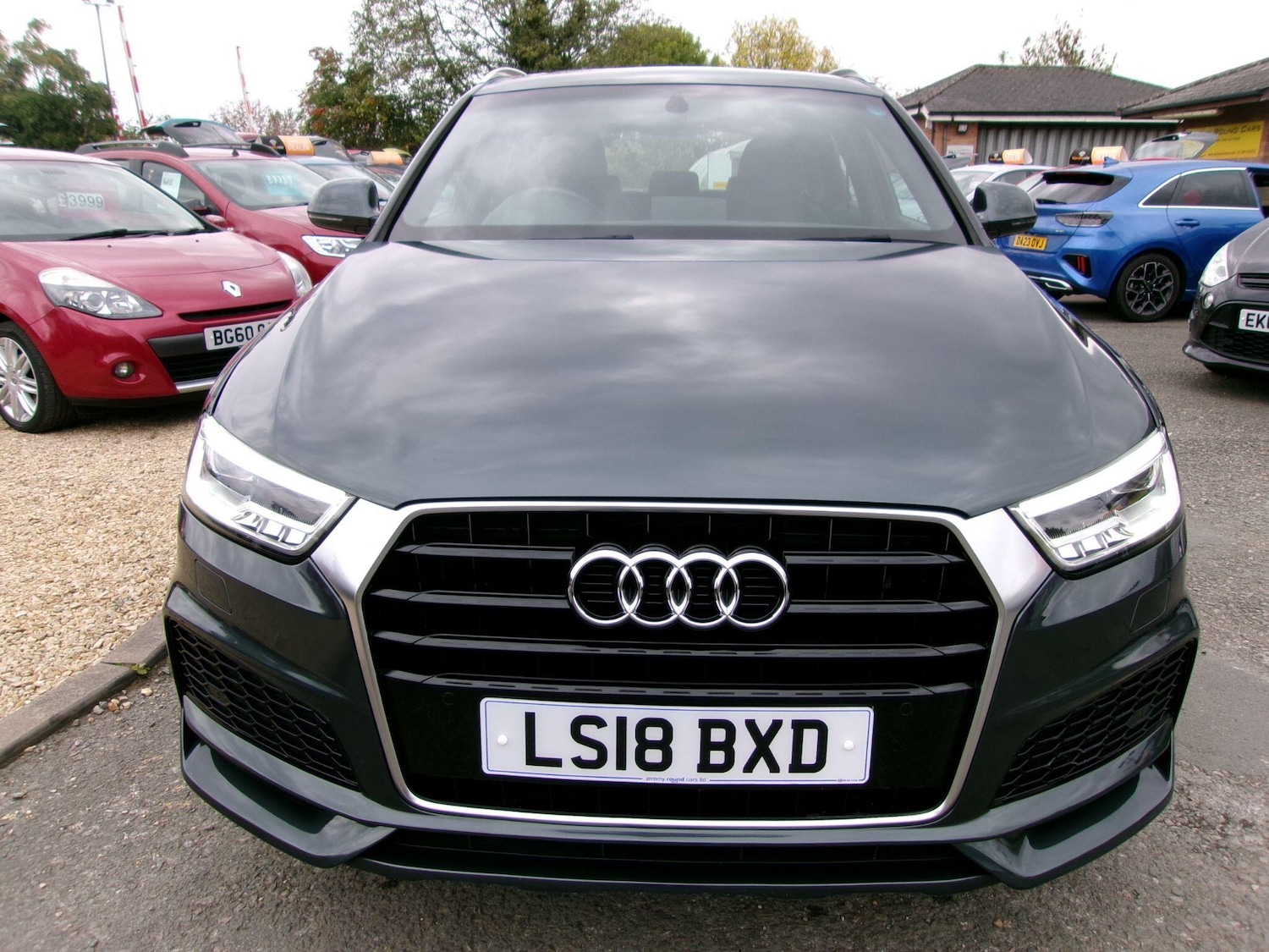 Used Audi Q3 2018 for sale - 76314645: Photo 2