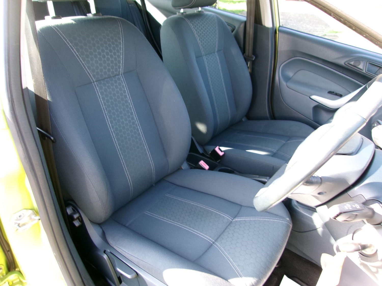 Used Ford Fiesta 2010 for sale - 77769210: Photo 13