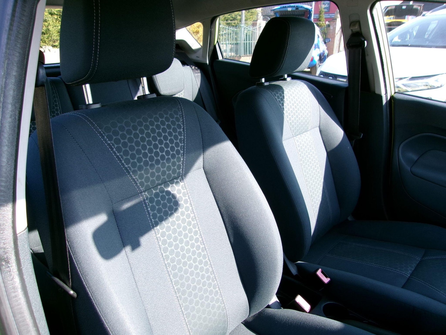 Used Ford Fiesta 2010 for sale - 77769210: Photo 15