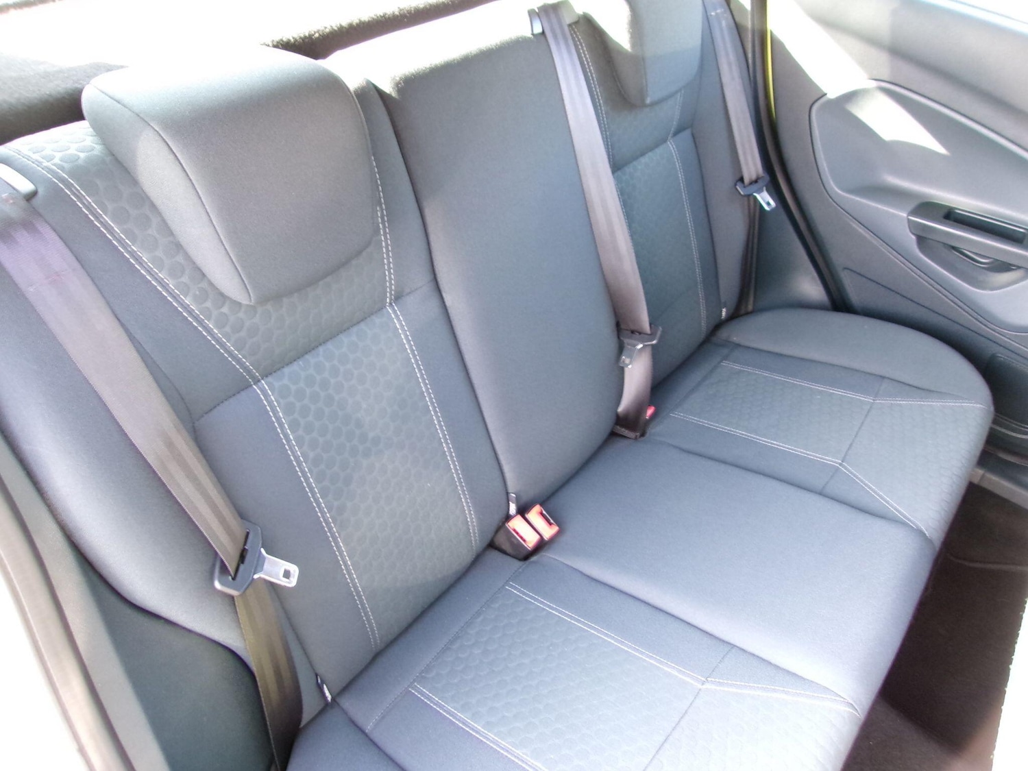 Used Ford Fiesta 2010 for sale - 77769210: Photo 16