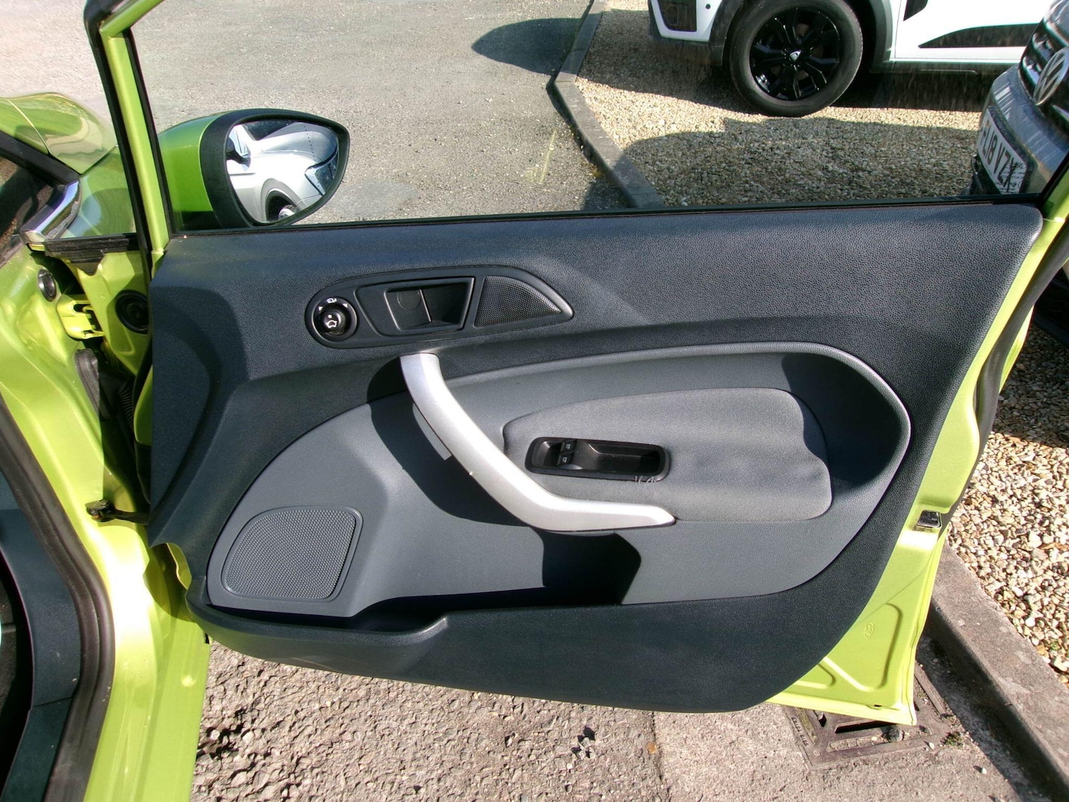 Used Ford Fiesta 2010 for sale - 77769210: Photo 24