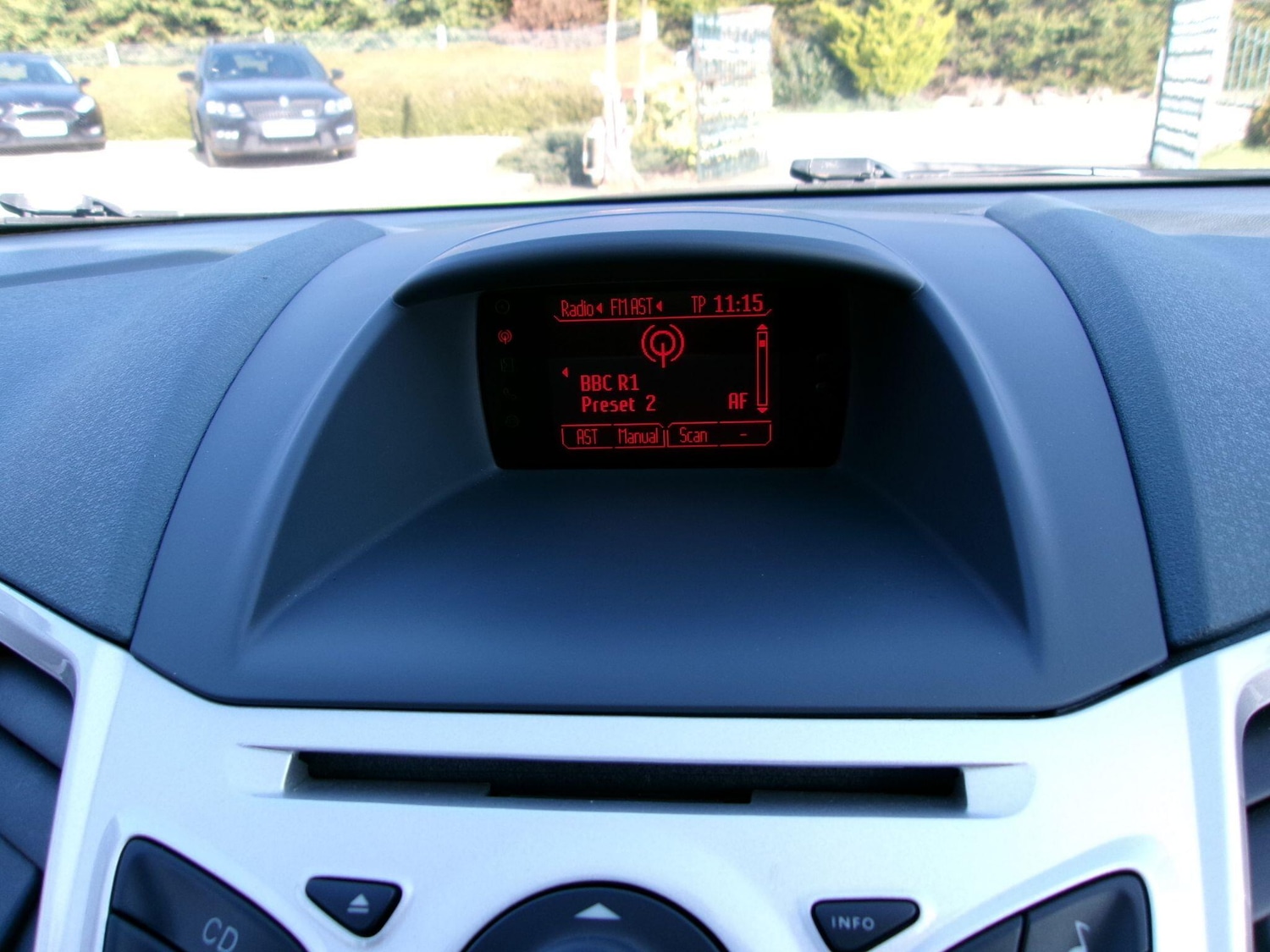 Used Ford Fiesta 2010 for sale - 77769210: Photo 32