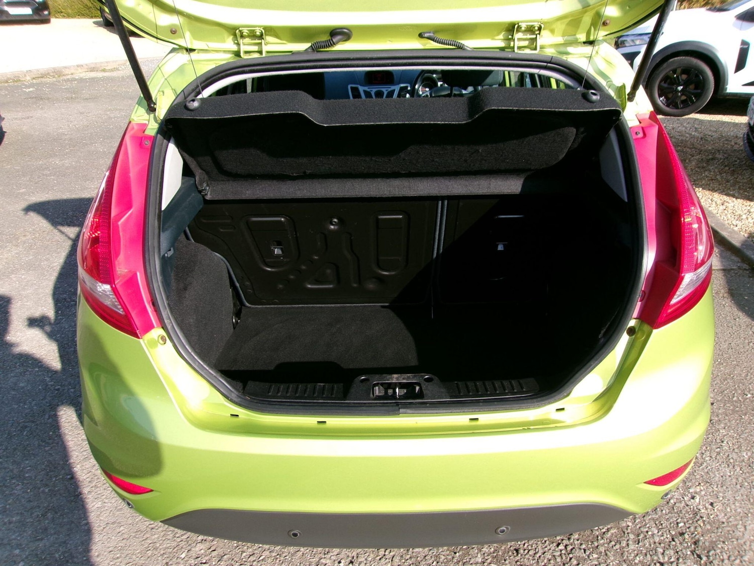 Used Ford Fiesta 2010 for sale - 77769210: Photo 35