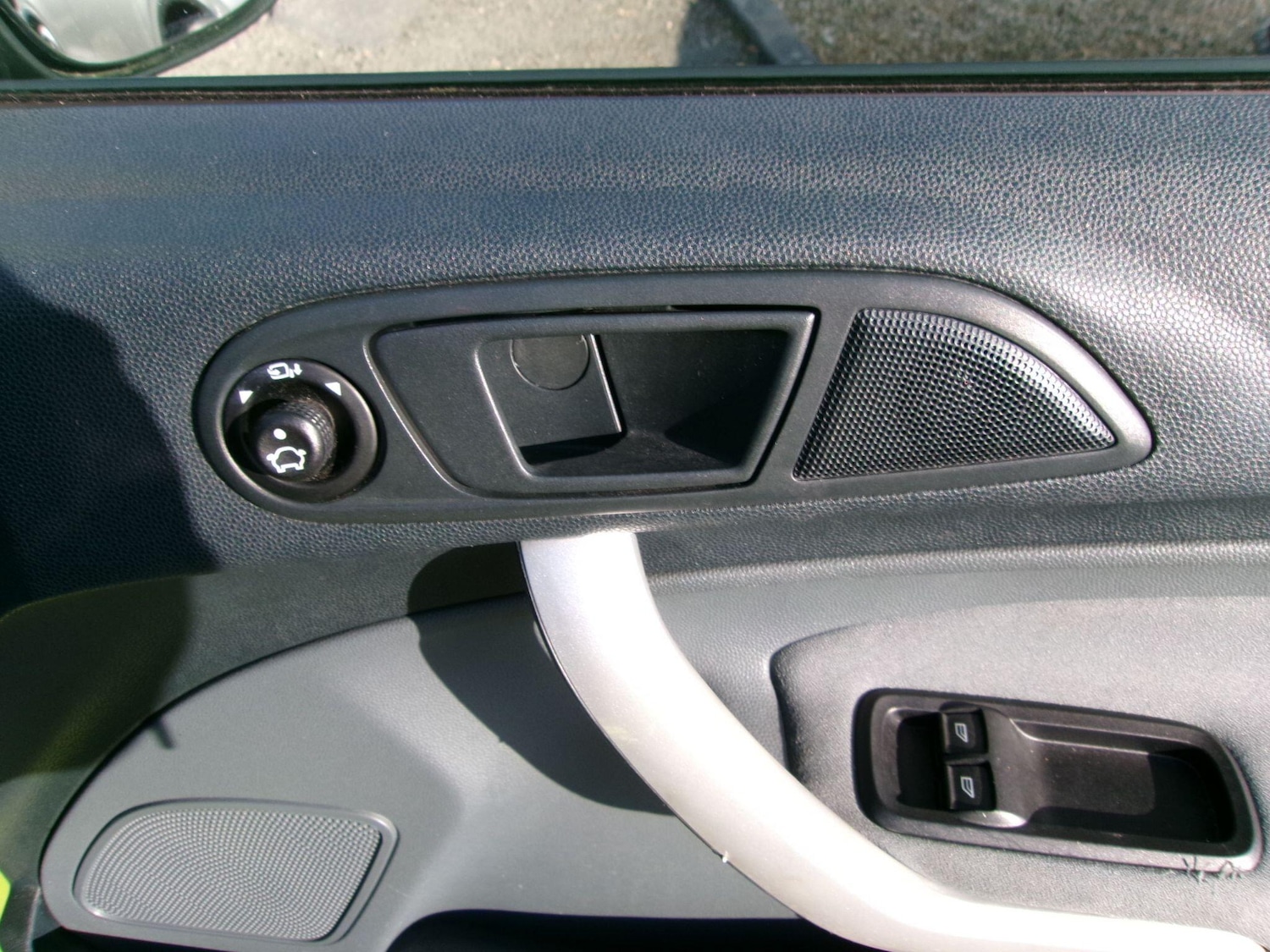 Used Ford Fiesta 2010 for sale - 77769210: Photo 41