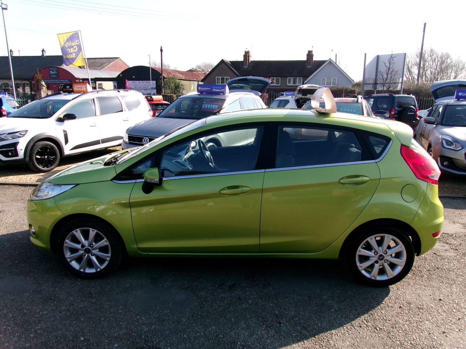 Used Ford Fiesta 2010 for sale - 77769210: Photo 5