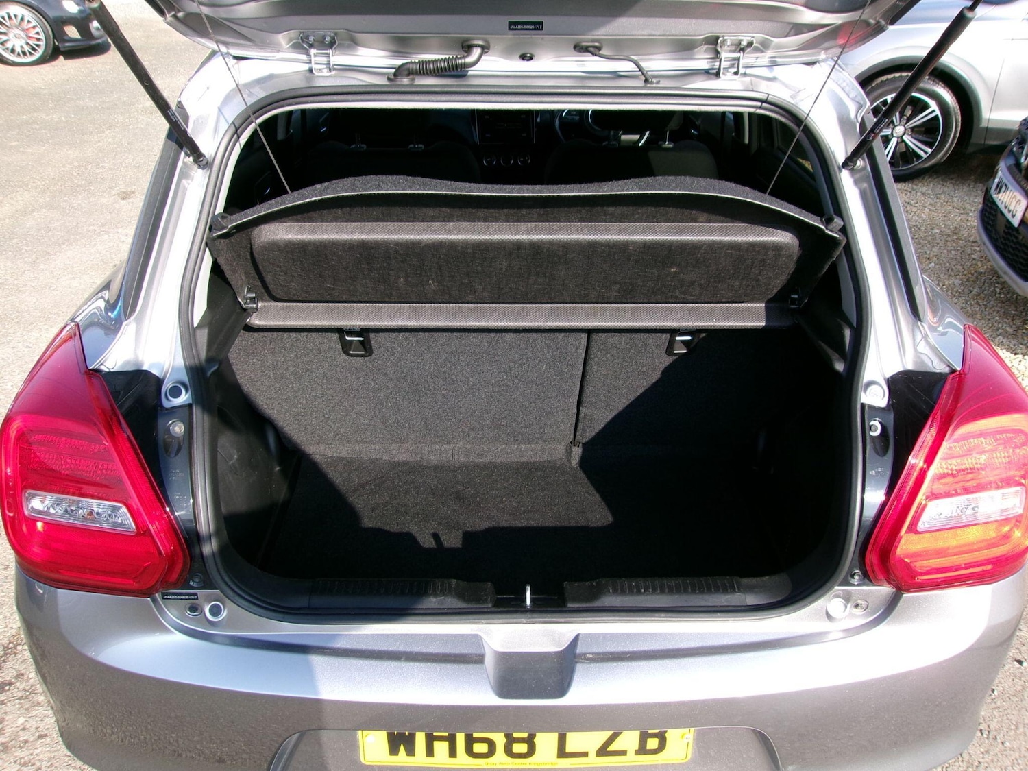 Used Suzuki Swift 2019 for sale - 77753162: Photo 35