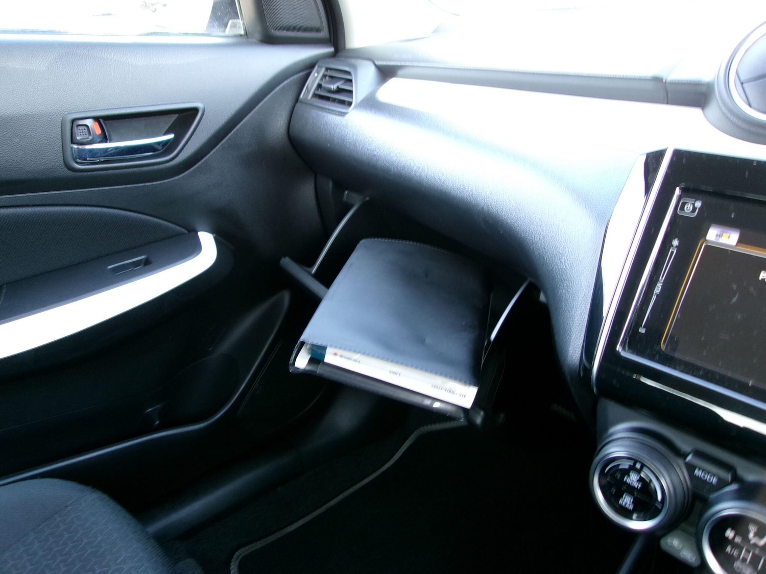 Used Suzuki Swift 2019 for sale - 77753162: Photo 41