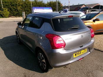 Used Suzuki Swift 2019 for sale - 77753162: Photo