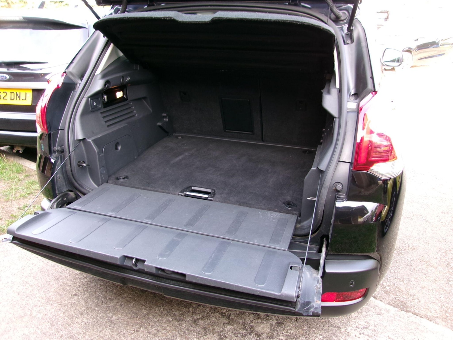 Vehicle 21