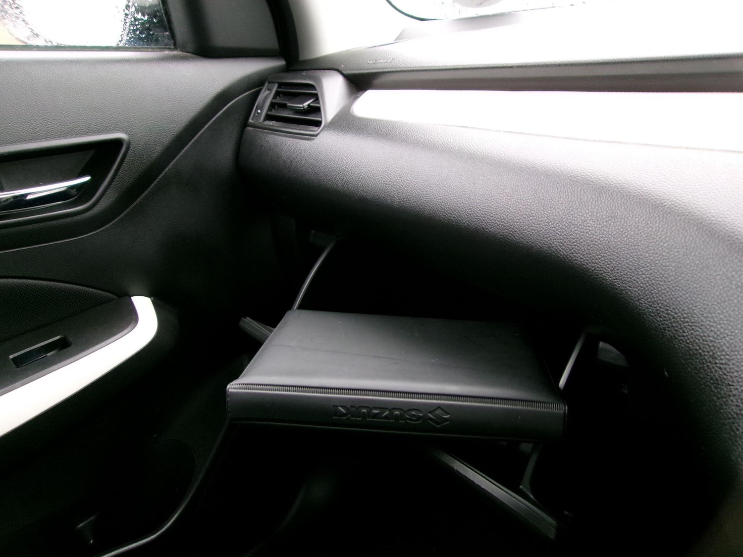 Used Suzuki Swift 2019 for sale - 76166835: Photo 27