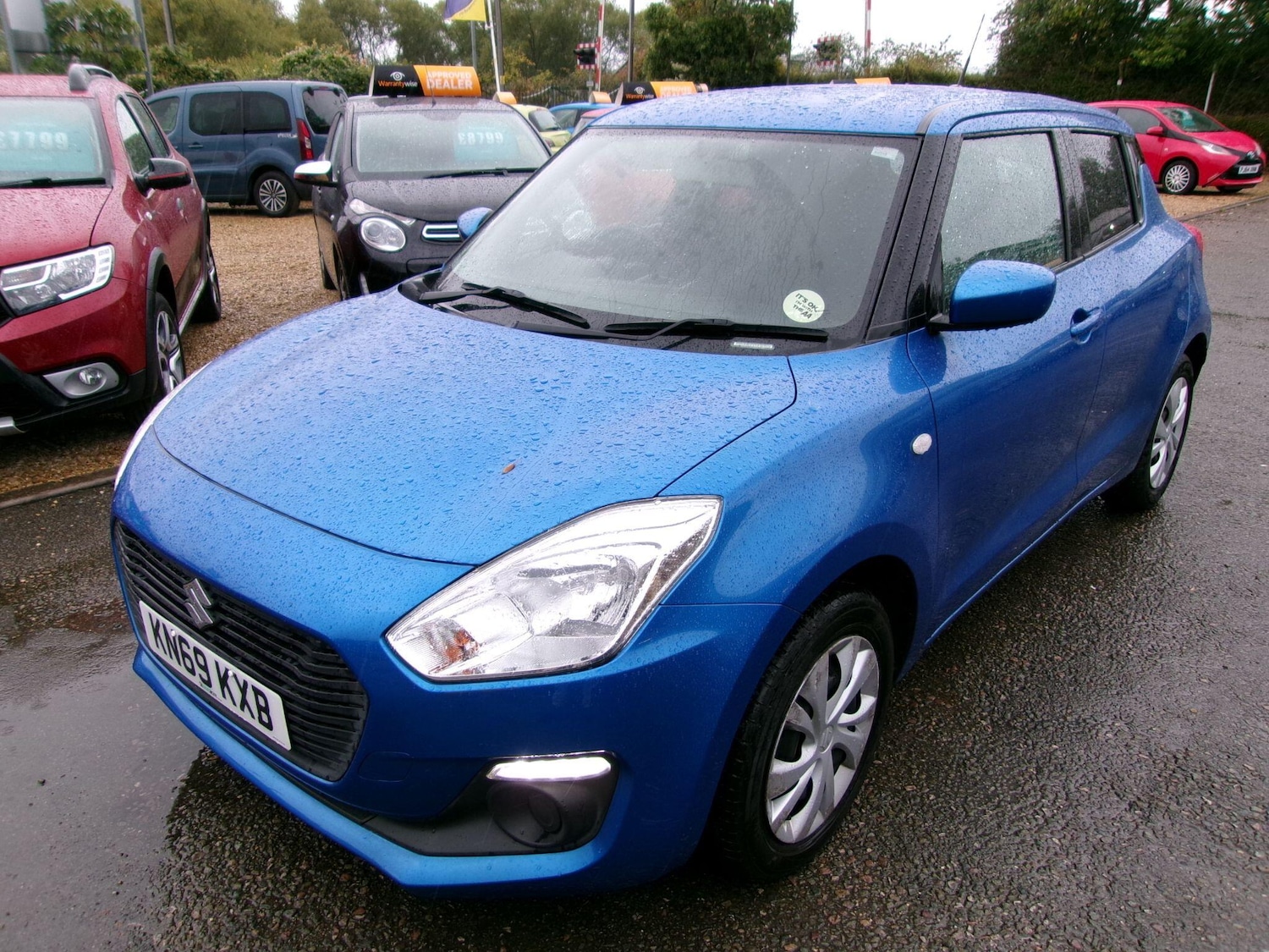 Used Suzuki Swift 2019 for sale - 76166835: Photo 3