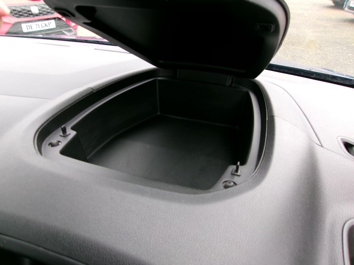 Used Citroen Berlingo 2020 for sale - 77626101: Photo 17