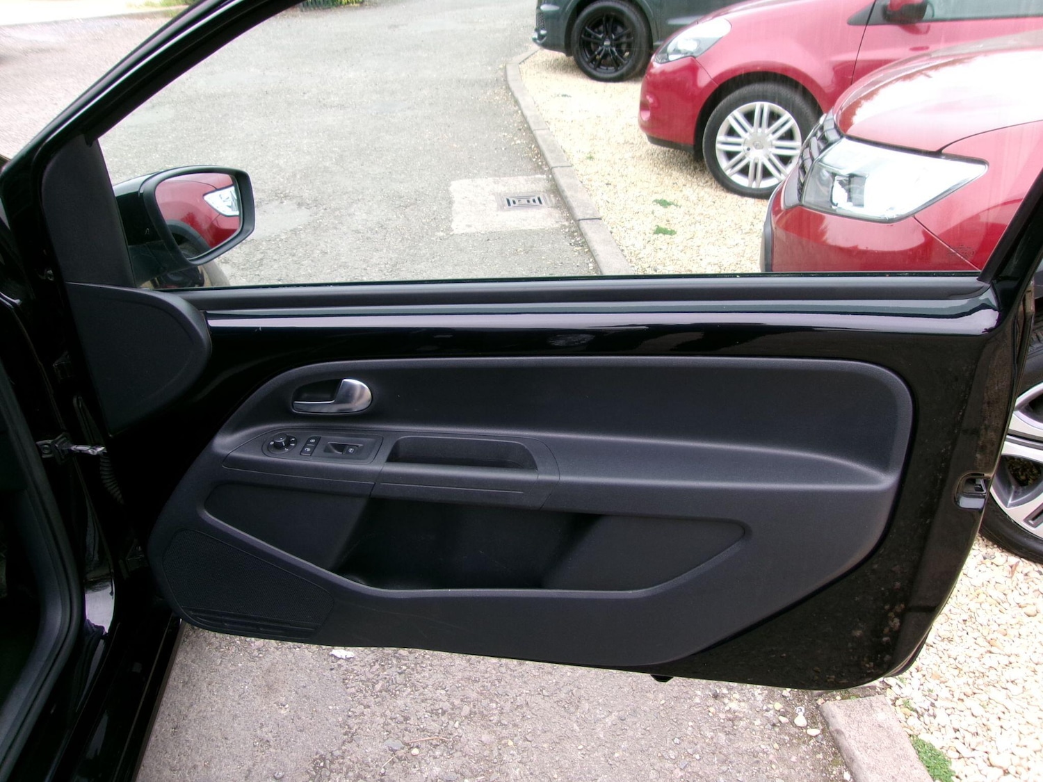 Used Volkswagen up! 2012 for sale - 76326706: Photo 18