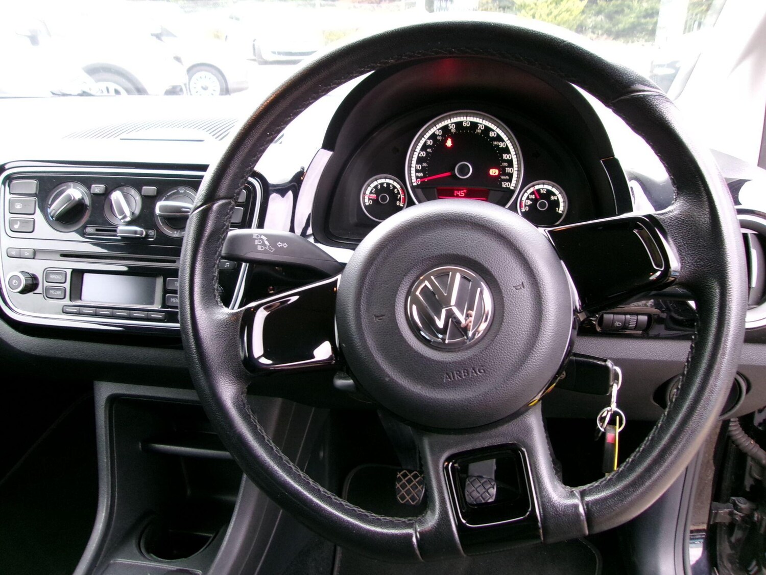 Used Volkswagen up! 2012 for sale - 76326706: Photo 27