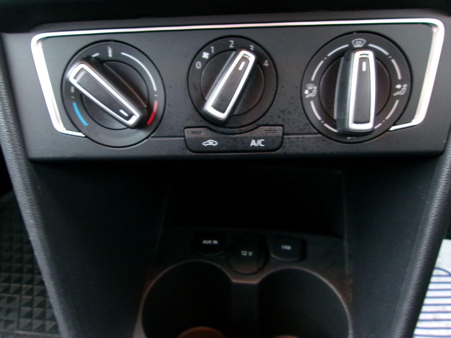 Used Volkswagen Polo 2014 for sale - 77456297: Photo 18