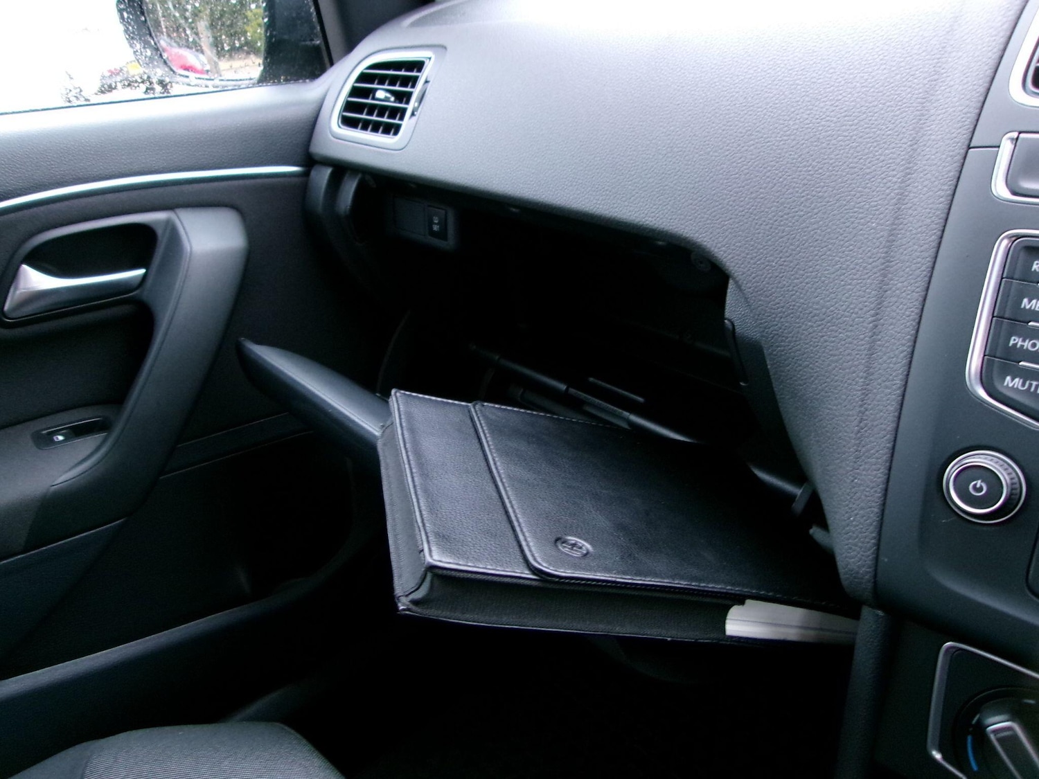 Used Volkswagen Polo 2014 for sale - 77456297: Photo 46