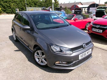 Used Volkswagen Polo 2016 for sale - 79532349: Photo
