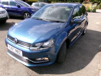 Used Volkswagen Polo 2017 for sale - 79388708: Photo